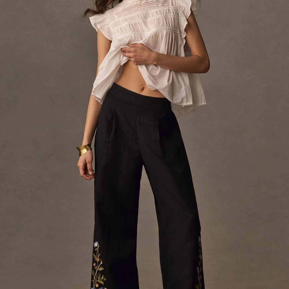 Ranna Gill Floral Embroidered Linen Pants